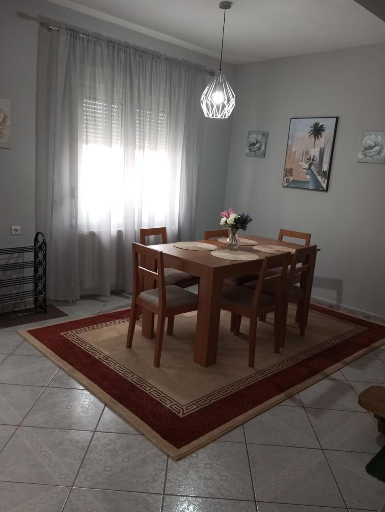 S.T Family Apartement Калампака Экстерьер фото